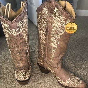 Corral Ladies Lace Pointy Toe 8.5 Women’s Boots